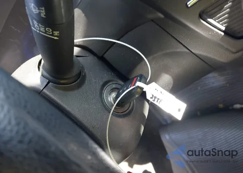 2015 Honda Civic Lx z USA, uszkodzony, nr VIN 19XFB2F53FE261934